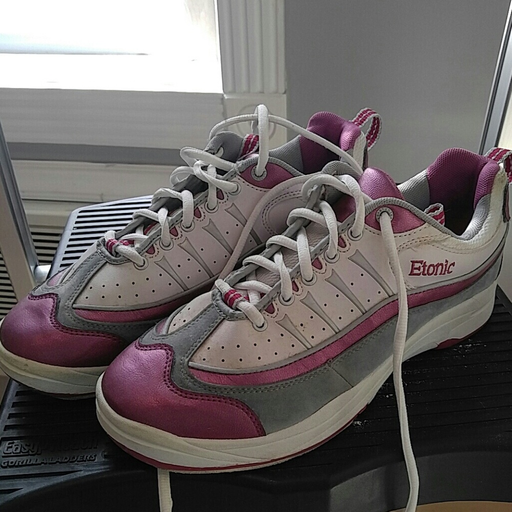 Etonic bowling shoes size 8